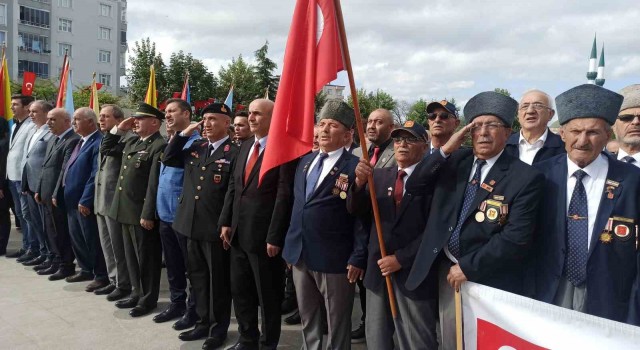 Gaziler Günü törenle kutlandı