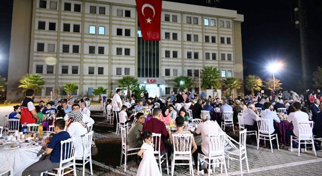 Gaziler ve Şehit Aileleri Onuruna Yemek Verildi