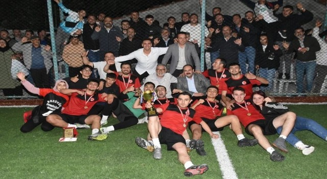 Geleneksel Halı Saha Futbol Turnuvasının şampiyonu Erenköy oldu