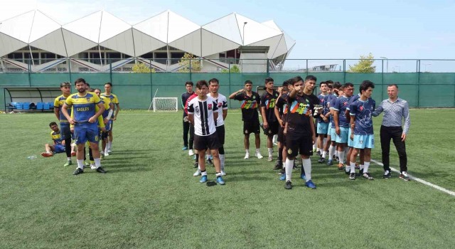 Göçmenlerin futbol turnuvası sona erdi