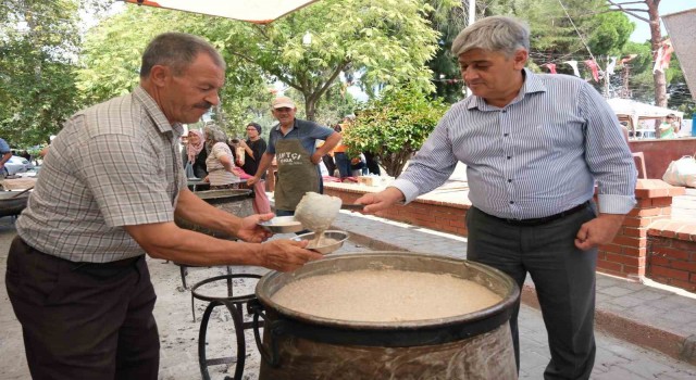 Horsunluda 15 kazan keşkek dağıtıldı