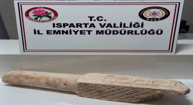 Ispartada Büyük Selçuklu dönemine ait mermer sütun ele geçirildi