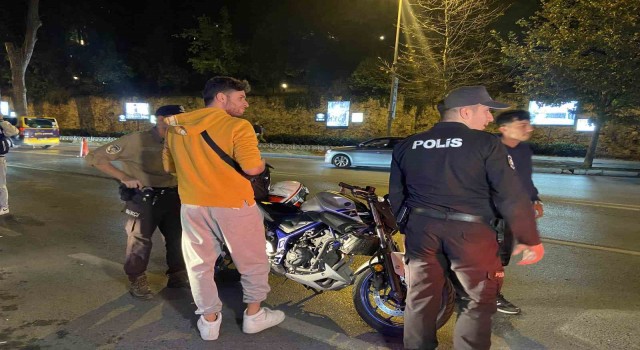 İstanbulda motosiklet sürücülerine yönelik asayiş uygulaması