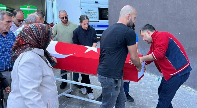 İzmirde düşen helikopterde can veren pilotun cenazesi Eskişehire ulaştı