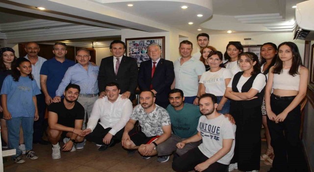 İzmirde yeni nesil kahveciler yetişiyor