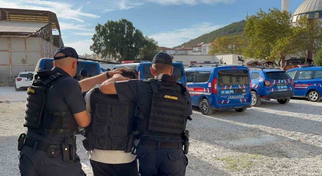 Katilleri yakalamak için 72 saatlik görüntü saniye saniye incelendi