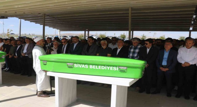 Kırıkkalede kaza sonucu hayatını kaybeden belediye meclis üyesi defnedildi