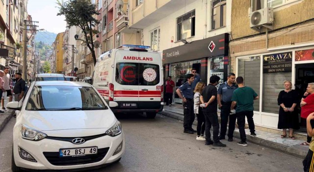 Kıskançlık krizine giren adam sevgilisini öldürdü, sonra kendi canına kıydı