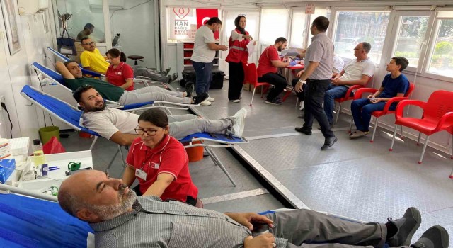 Kuluda Kızılaya kan bağışı