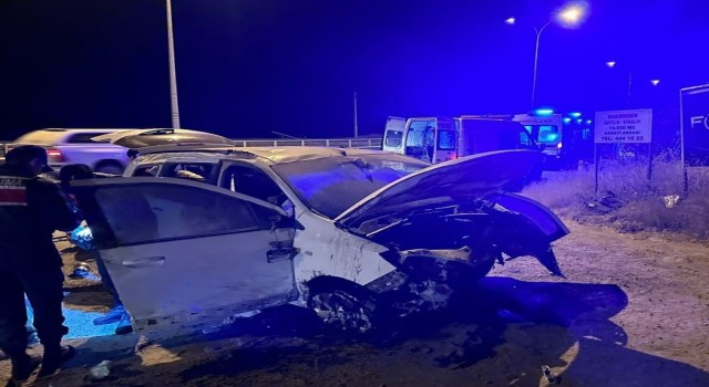 Kütahyada feci kaza: 2 ölü, 2 yaralı