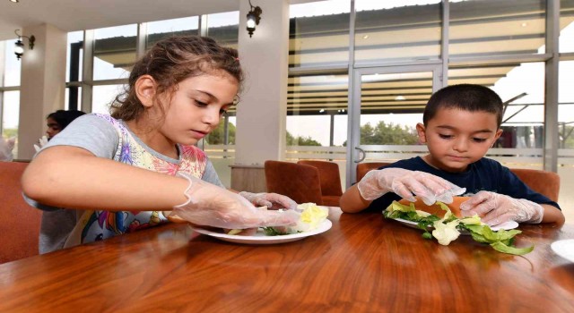 Lezzetli tarifler yapmak için bu kez çocuklar kollarını sıvadı
