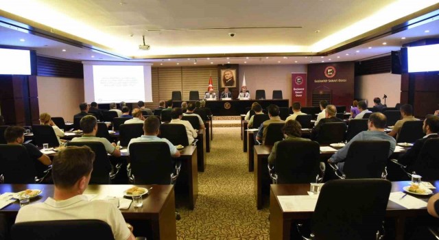 Gaziantep'de makine ve metal sektörünün sorunları konuşuldu