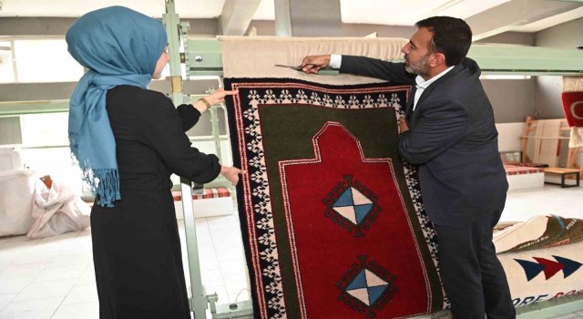 Malatyada kadınlar hayatı ilmek ilmek kazanıyor