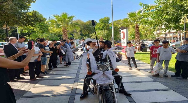 Motosiklet tutkunu damat, gelin almaya motosiklet konvoyu ile gitti