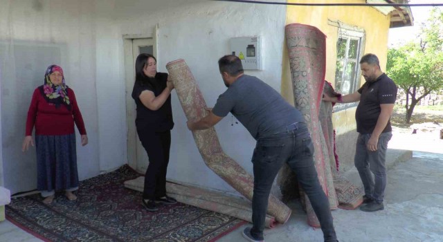 Muhtardan yaşlı ve engellilere ‘sonbahar temizliği hizmeti