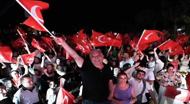 Muratpaşada şampiyonluk coşkusu