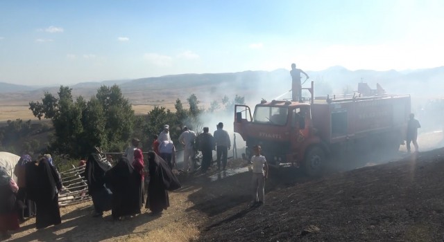Muşta elektrik tellerinin genleşmesi sonucu çıkan yangında 1 kişi yaralandı