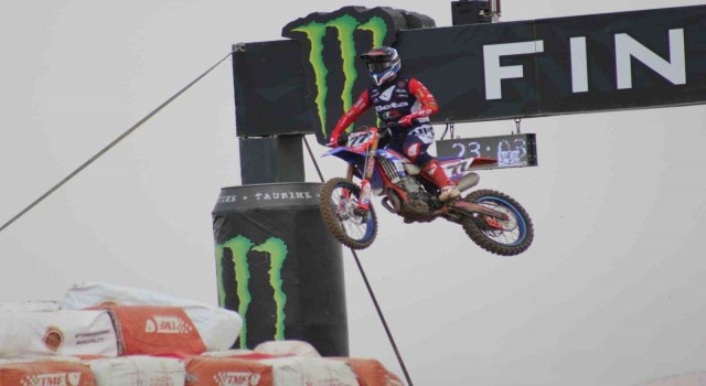 MXGPde olumsuz hava koşullarından dolayı iki kategorideki sıralama yarışları iptal edildi