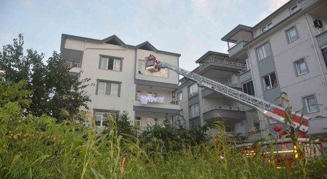 Orduda bunalıma giren şahıs önce evini yaktı, sonra yaktığı odaya kendisini kilitledi