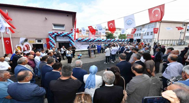 Ortahisarda ‘Murat Yüksel Kütüphanesi hizmete açıldı