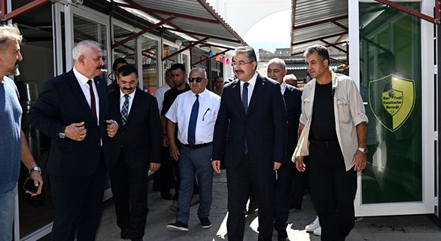 Osmaniye Valisi Yılmaz, esnafları ziyaret etti