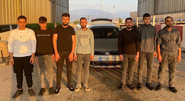 Osmaniye'de 17 düzensiz göçmen yakalandı