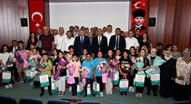 Osmaniye'de 19 öğrenci Türkiye birincisi oldu