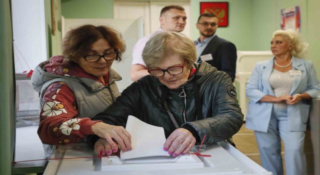 Rus işgali altındaki Ukrayna topraklarında Putin'in partisi yerel seçimlerin galibi oldu