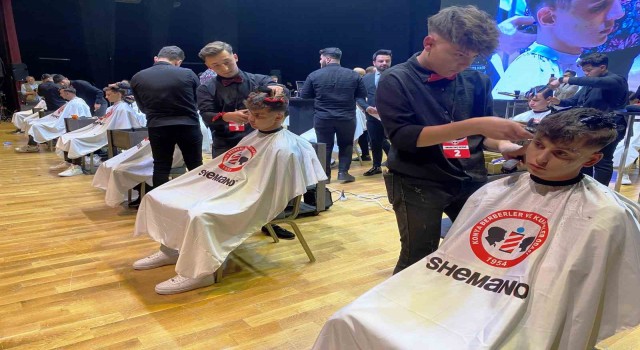 Saç Kesim Uzmanı ve Eğitmen Osman Balcı, Konya Hair Festte