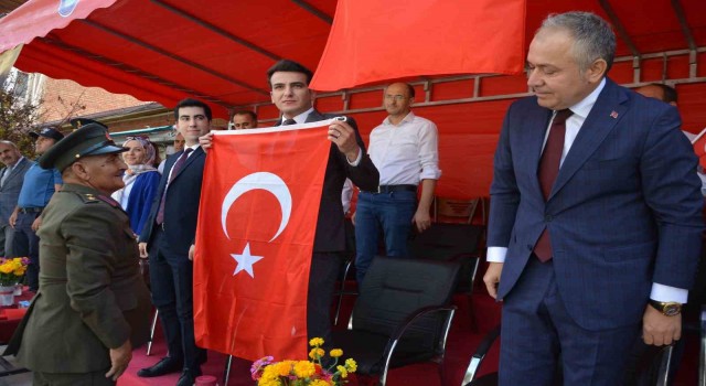 Selendinin düşman işgalinden kurtuluşuna coşkulu kutlama