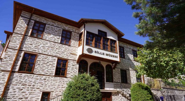 Sille Müzesi tarihi dokusuyla ziyaretçilerini etkiliyor