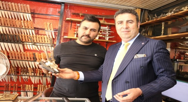 Sivasa hızlı trenin gelmesine en çok sevinen Sivaslı bıçak ustaları olmuştu