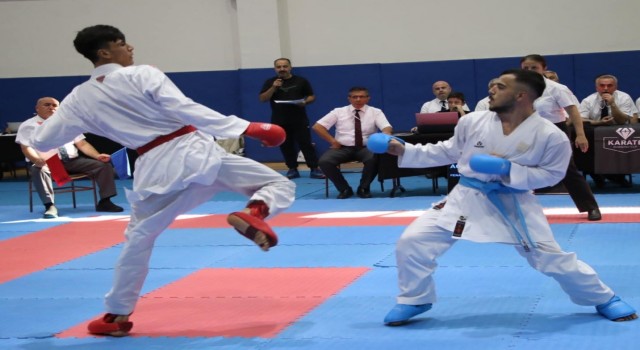 Tavşanlıda düzenlenen Karate Turnuvası ödül töreni ile sona erdi