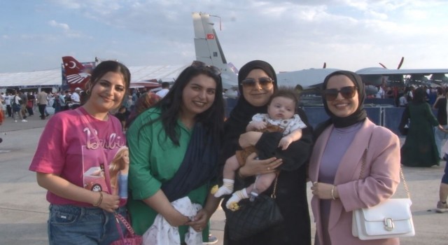TEKNOFESTin en küçük ziyaretçisi 2 buçuk aylık Toprak Ege