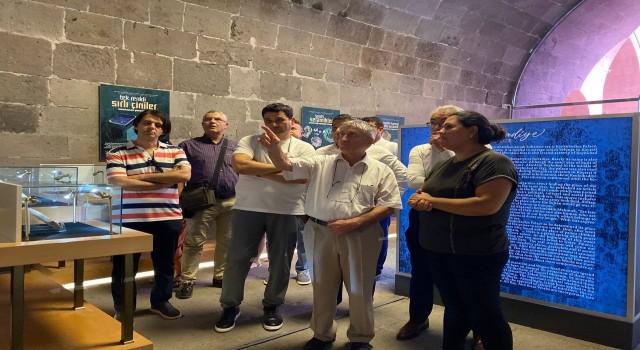 Tıp dünyası Akademisyenleri, Dünyanın İlk Tıp Fakültesini Gezdi