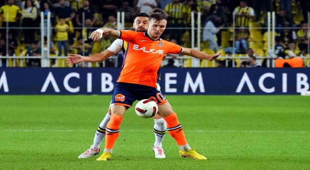 Trendyol Süper Lig: Fenerbahçe: 4 - RAMS Başakşehir: 0 (Maç sonucu)