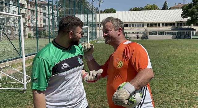 Türkiyede şikeyi ortaya çıkardı, oğlu futbolu seçmedi