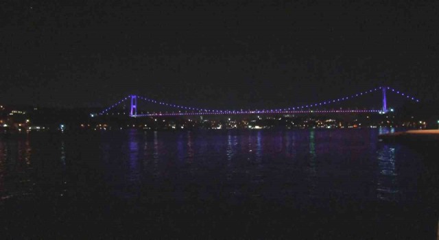 Ukrayna tahılını taşıyan ‘Resilient Africa isimli gemi İstanbul Boğazında