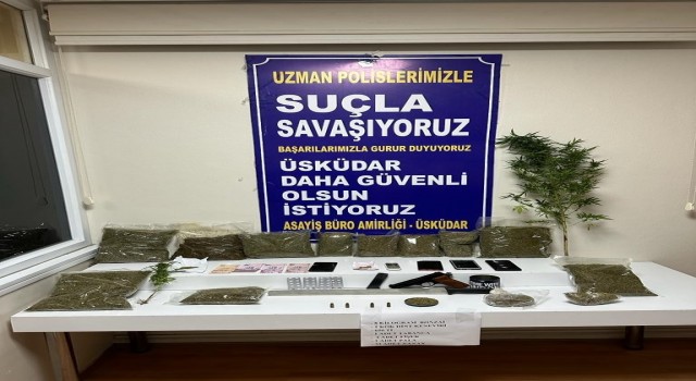 Üsküdarda uyuşturucu operasyonu: 2 kişi yakalandı