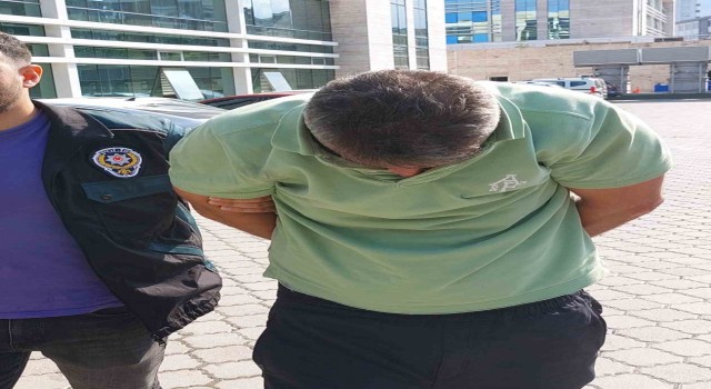 Uyuşturucu ticaretinden tutuklandı