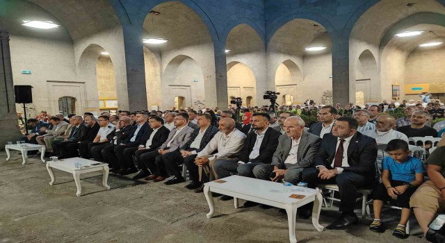 Vali Çiçek Eyvan Sohbetlerine katıldı