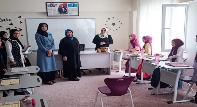 Vali Işının eşinden Hafızlık Kuran Kursuna ziyaret