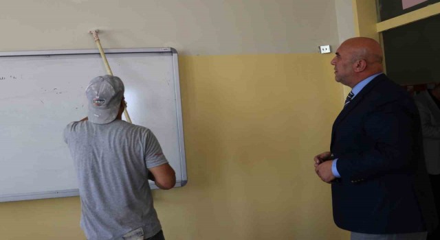 Vanda okullar eğitim öğretim yılına hazırlanıyor