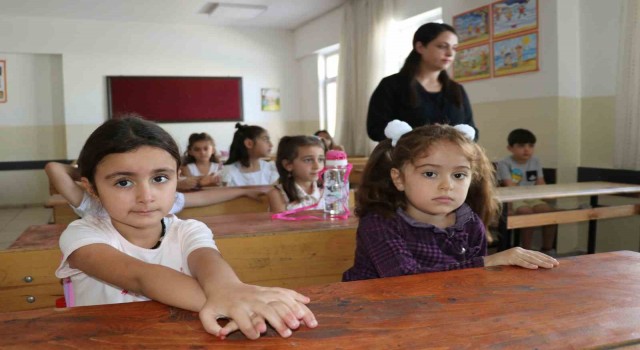 Vandaki okullarda ‘uyum zili çaldı