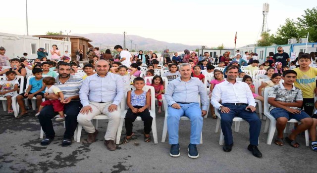 Yeşilyurttaki çocuk şenliği keyifli anlara sahne oldu