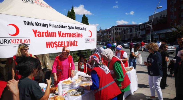 Yetim çocuklara kırtasiye desteği için buluştular