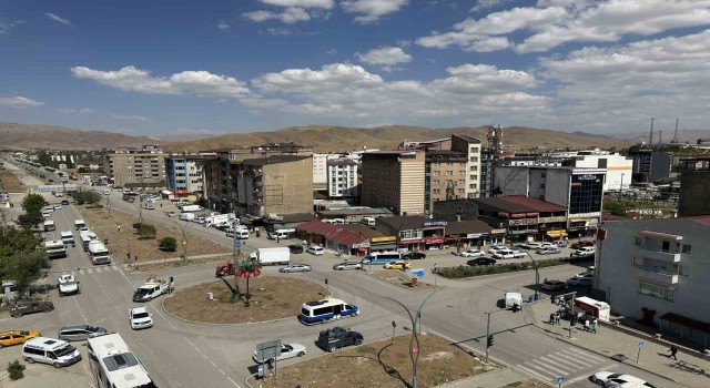 Yüksekovada 7 yıldır kapalı olan İpekyolu trafiğe açılıyor