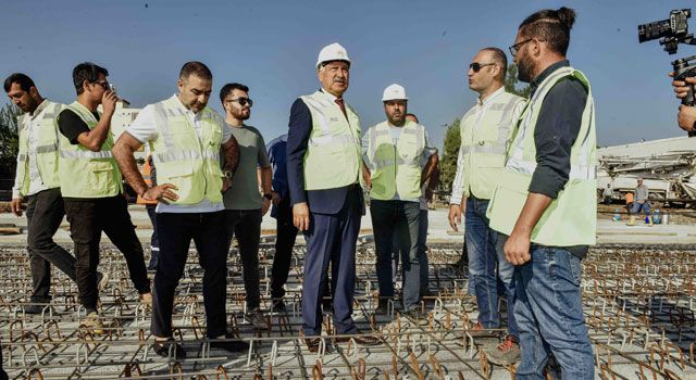 Adana'da yol ve altgeçit çalışmaları hız kesmiyor