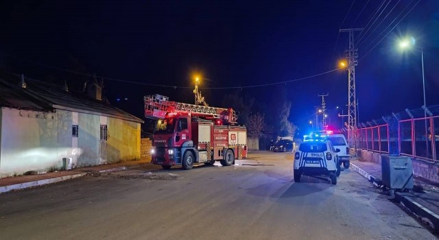 Ağrıda alevler geceyi aydınlattı