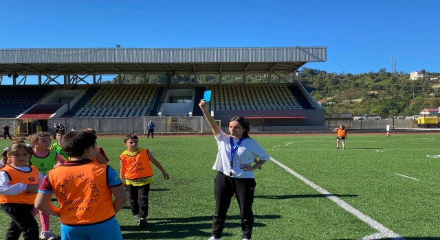 Arhavide Grassroots futbol şenliği düzenlendi